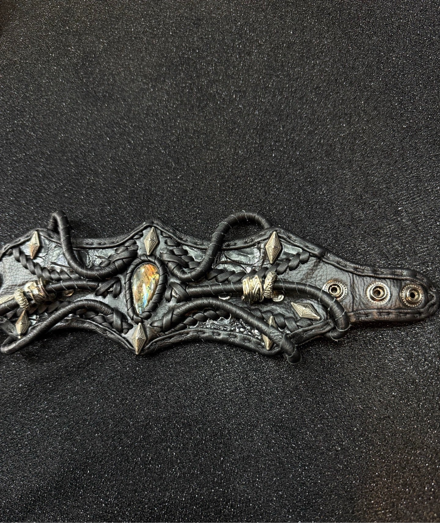 Serpent Embrace Cuff