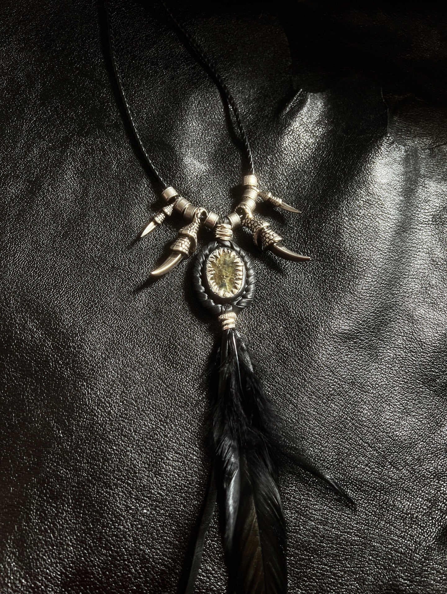 metal claw feather necklace 01