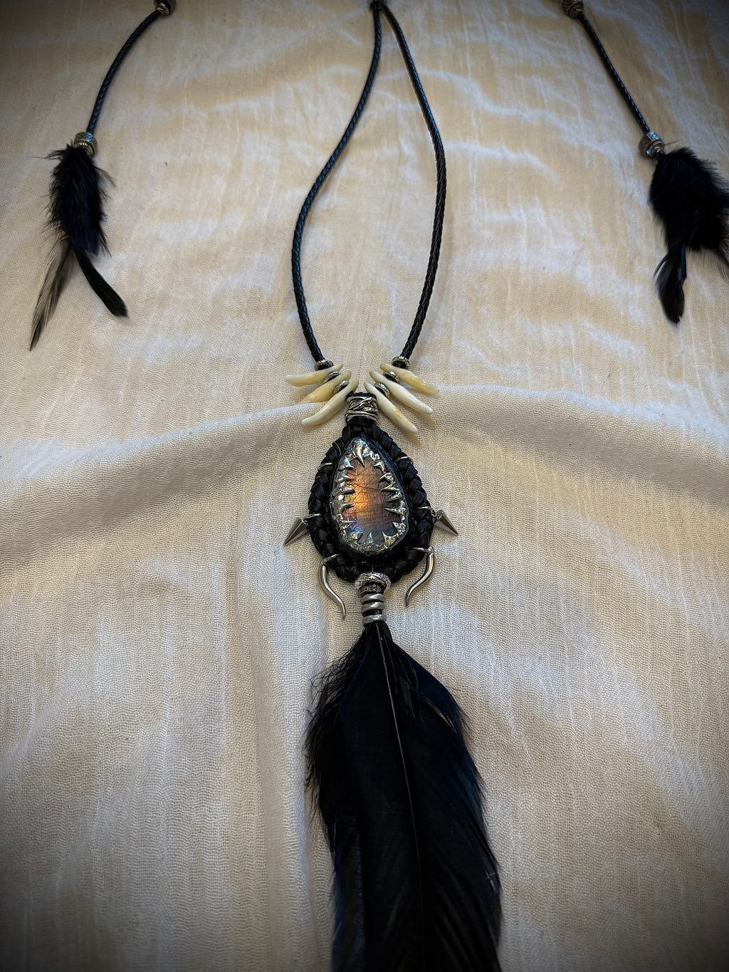 Lunar-metal feather necklace 01